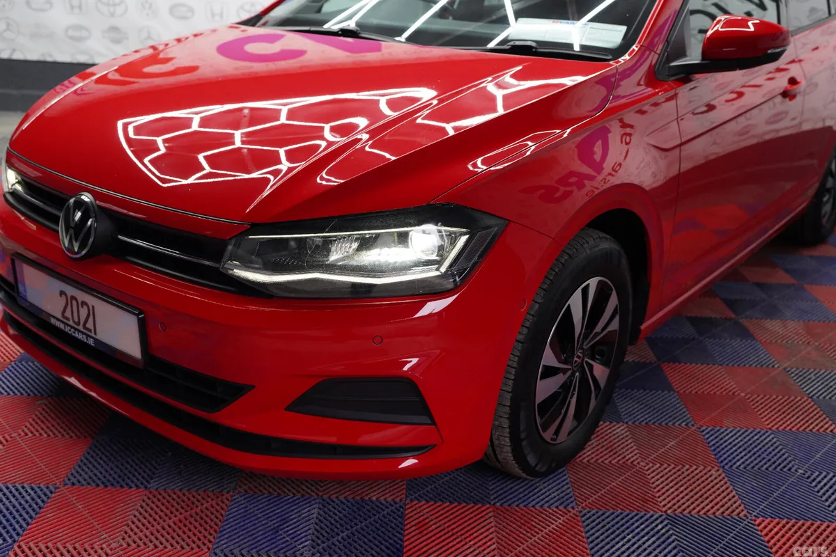Volkswagen Polo Hatchback, Petrol, 2021, Red