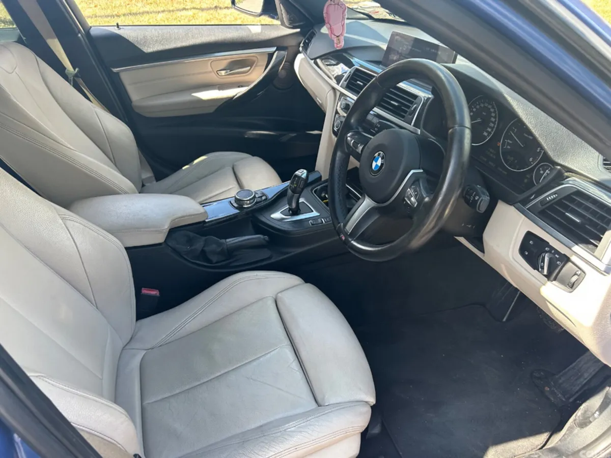 BMW 3-Series Saloon, Diesel, 2017, Blue