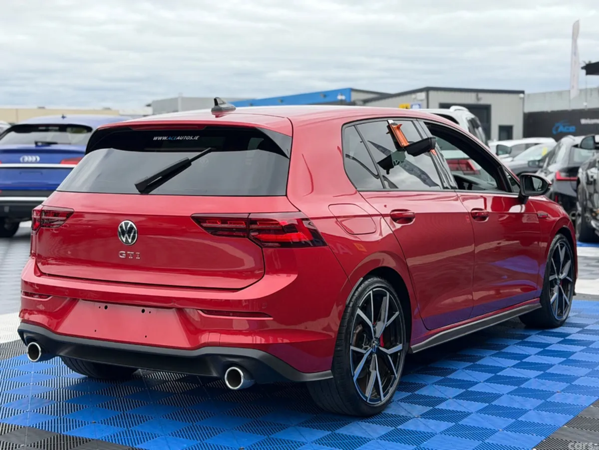 Volkswagen Golf Hatchback, Petrol, 2023, Red
