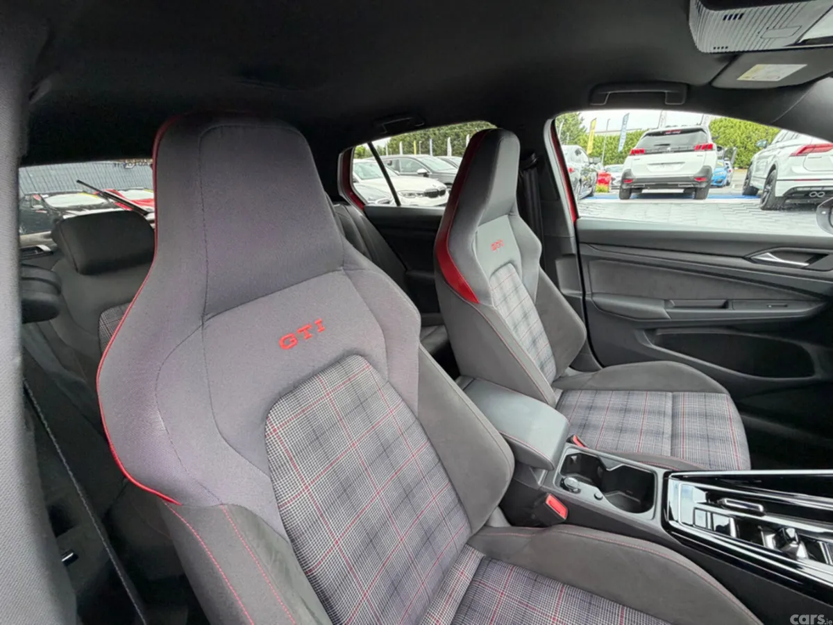 Volkswagen Golf Hatchback, Petrol, 2023, Red