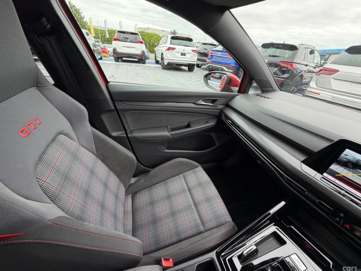 Volkswagen Golf Hatchback, Petrol, 2023, Red