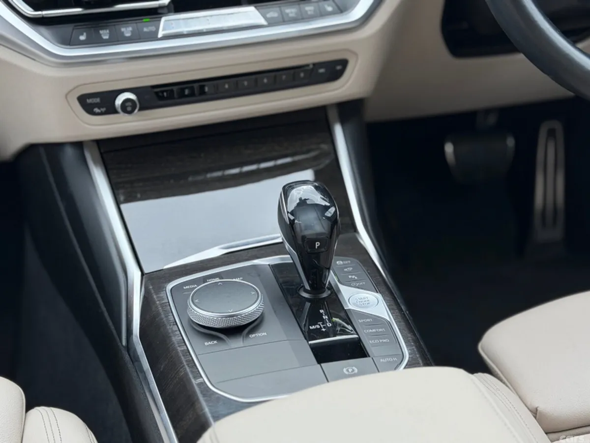 BMW 3-Series Estate, Diesel, 2020, Black