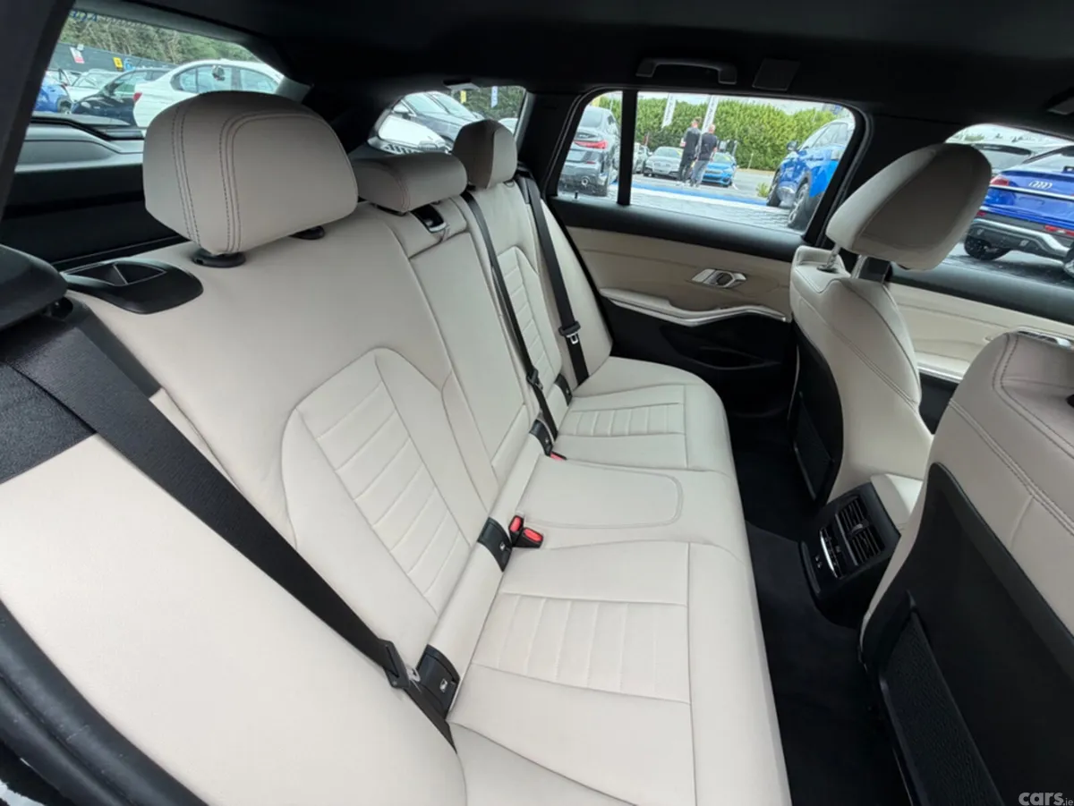 BMW 3-Series Estate, Diesel, 2020, Black