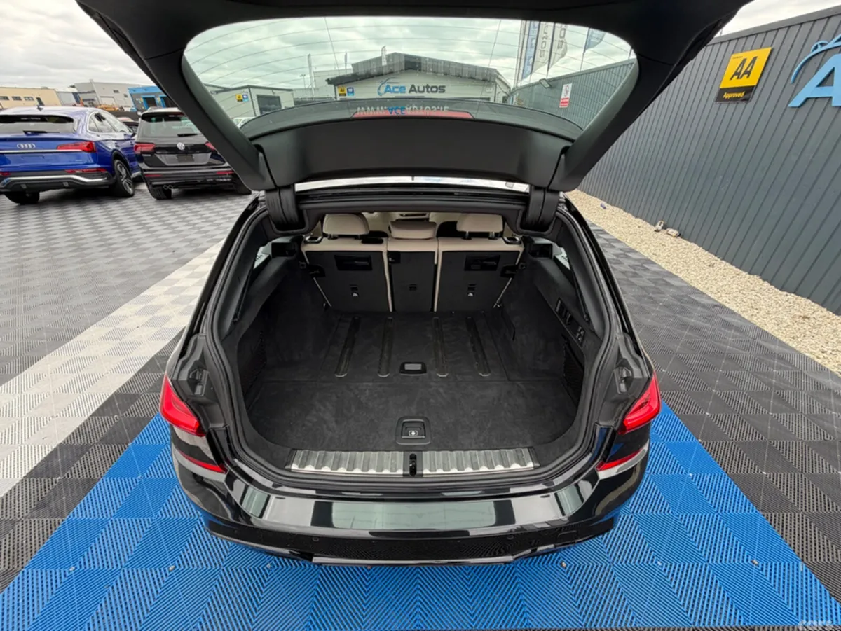 BMW 3-Series Estate, Diesel, 2020, Black