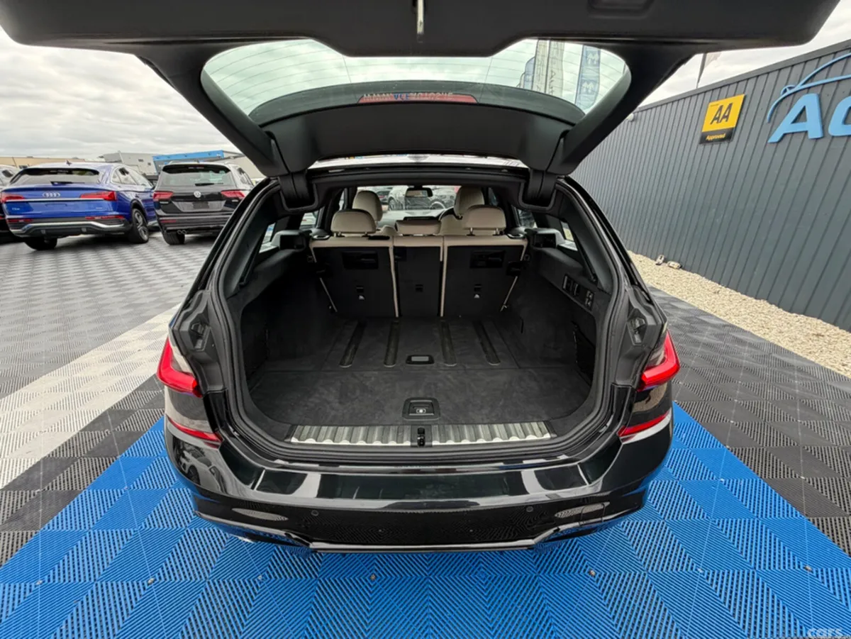 BMW 3-Series Estate, Diesel, 2020, Black