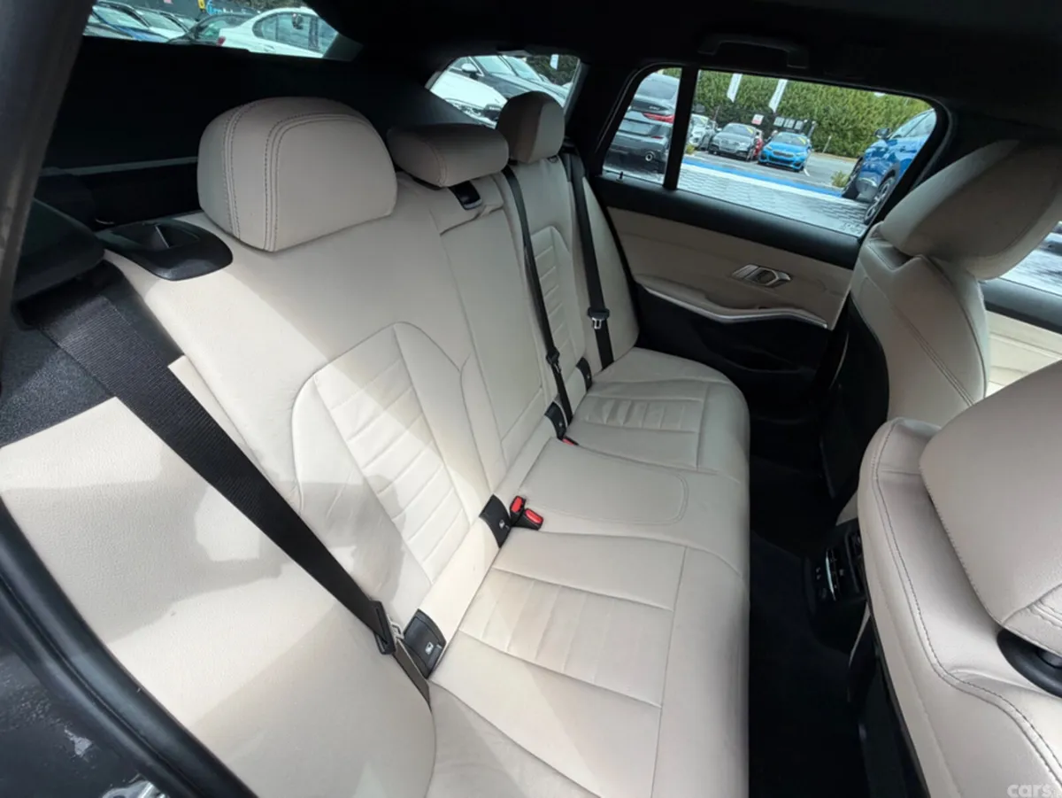 BMW 3-Series Estate, Diesel, 2020, Grey
