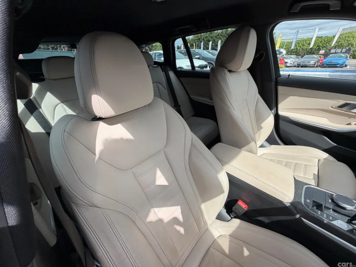 BMW 3-Series Estate, Diesel, 2020, Grey