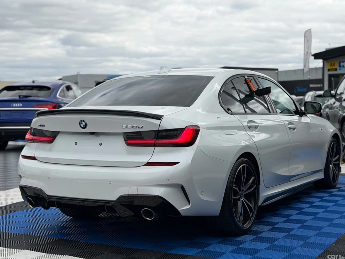BMW 3-Series Saloon, Diesel, 2021, White