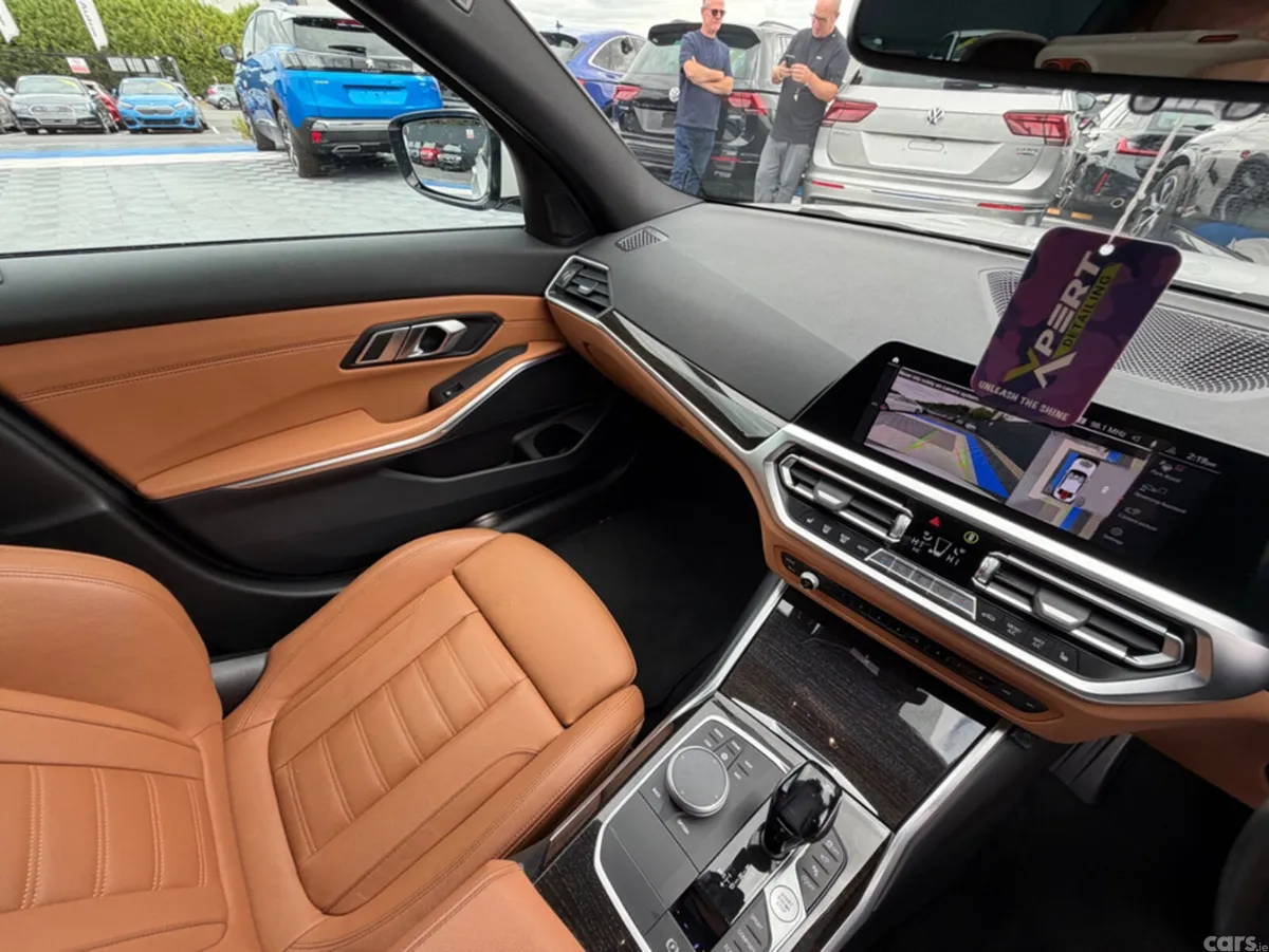 BMW 3-Series Saloon, Diesel, 2021, White