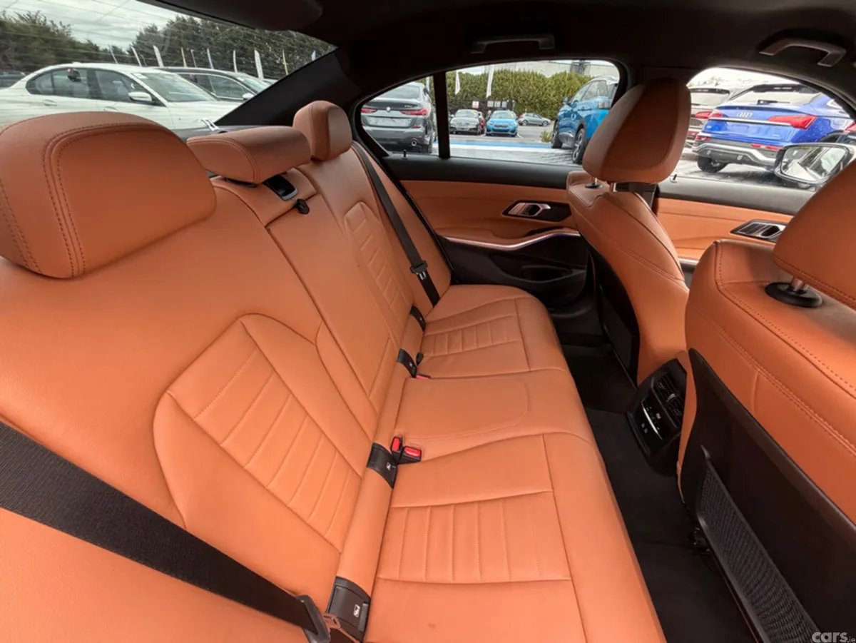 BMW 3-Series Saloon, Diesel, 2021, White