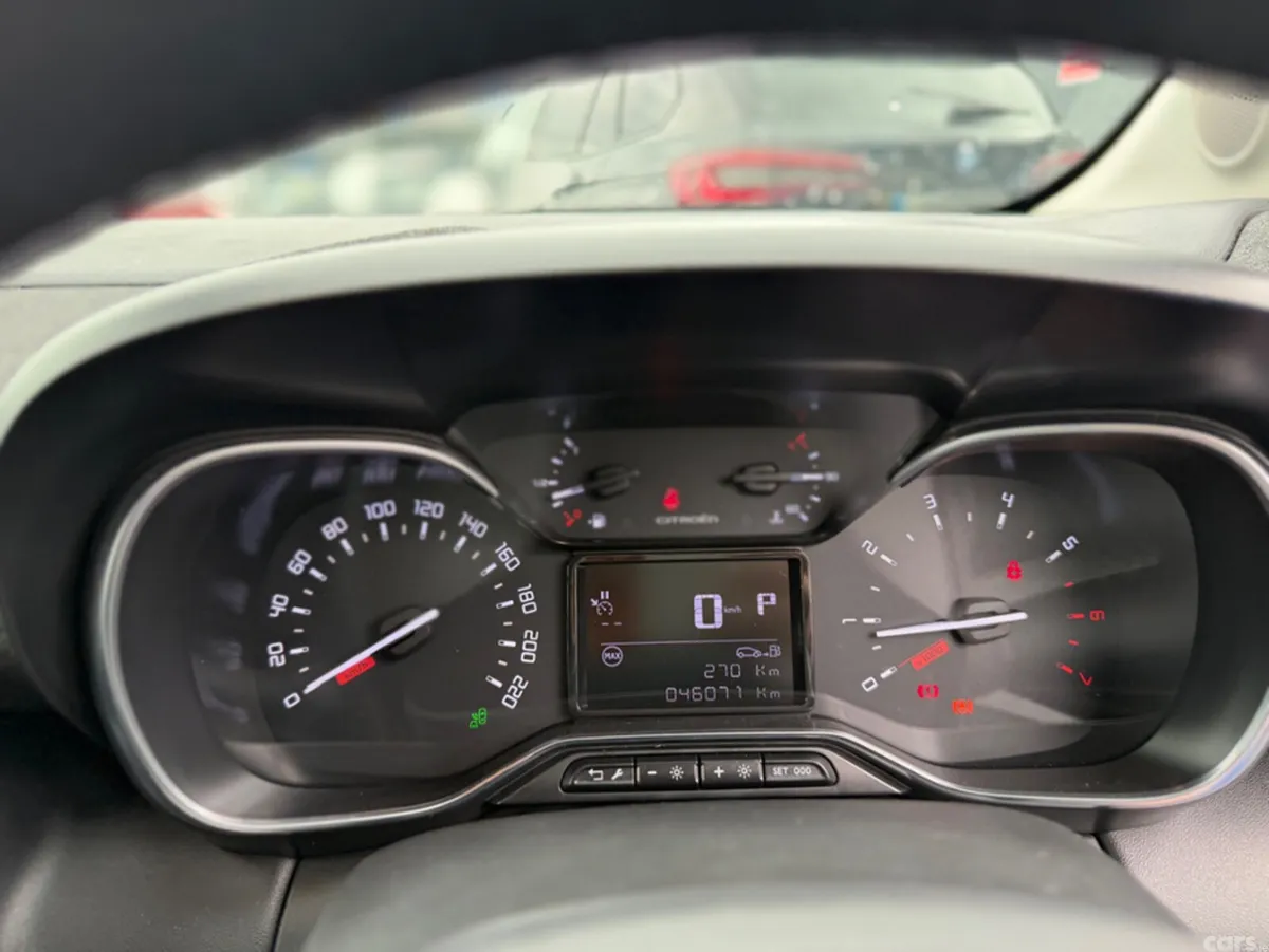 Citroen C3 Aircross SUV, Diesel, 2022, Grey