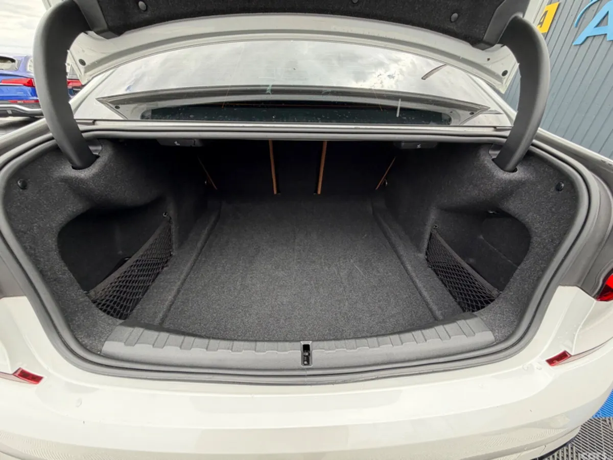 BMW 3-Series Saloon, Diesel, 2021, White