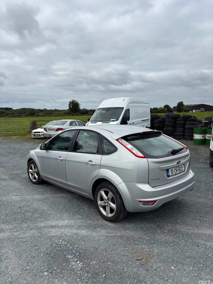 Ford Focus Hatchback, Diesel, 2010, Silver