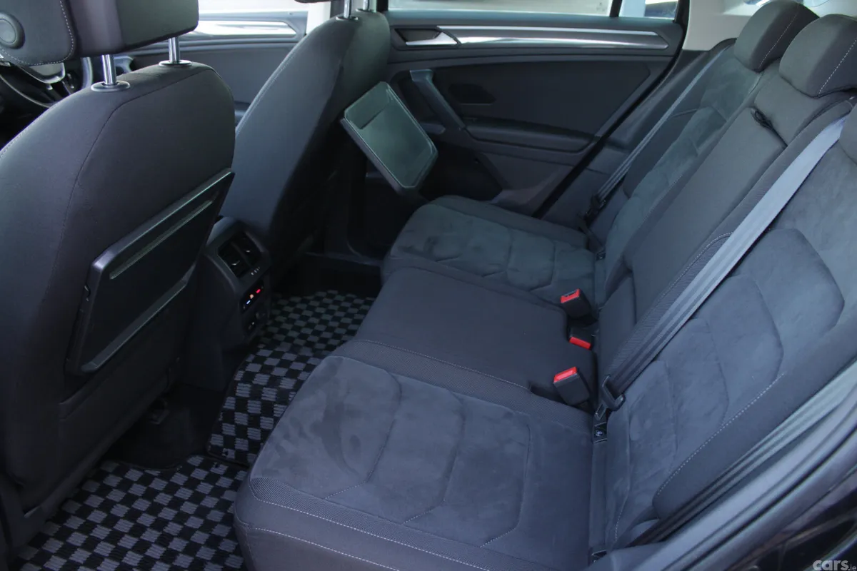 Volkswagen Tiguan MPV, Diesel, 2020, Black