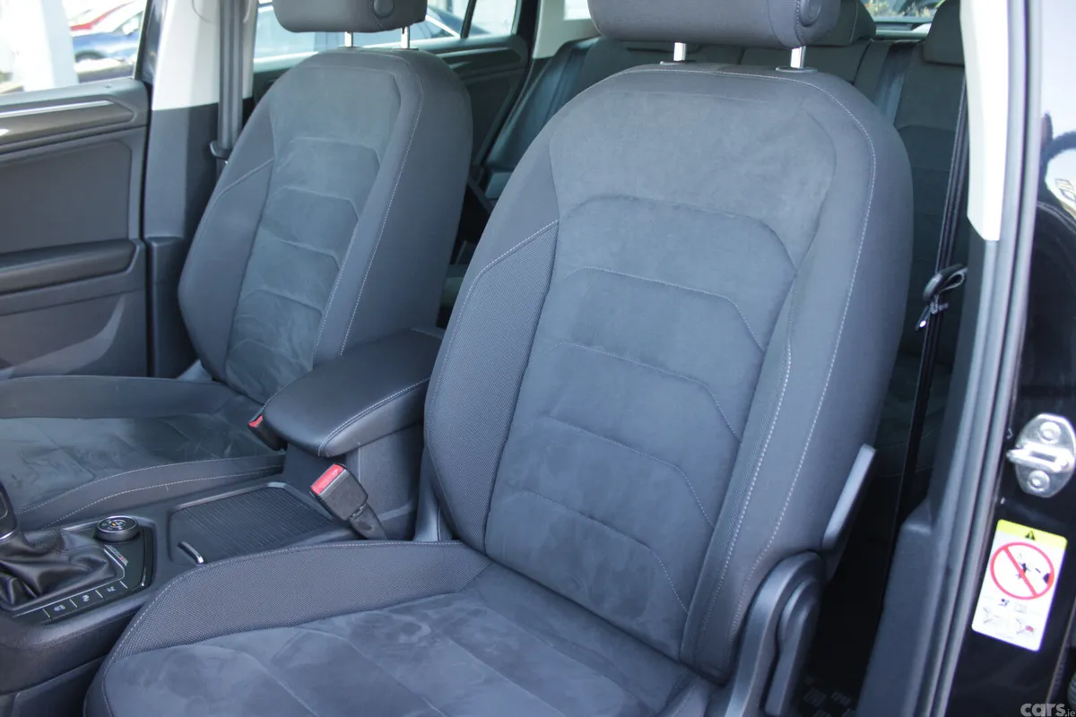Volkswagen Tiguan MPV, Diesel, 2020, Black