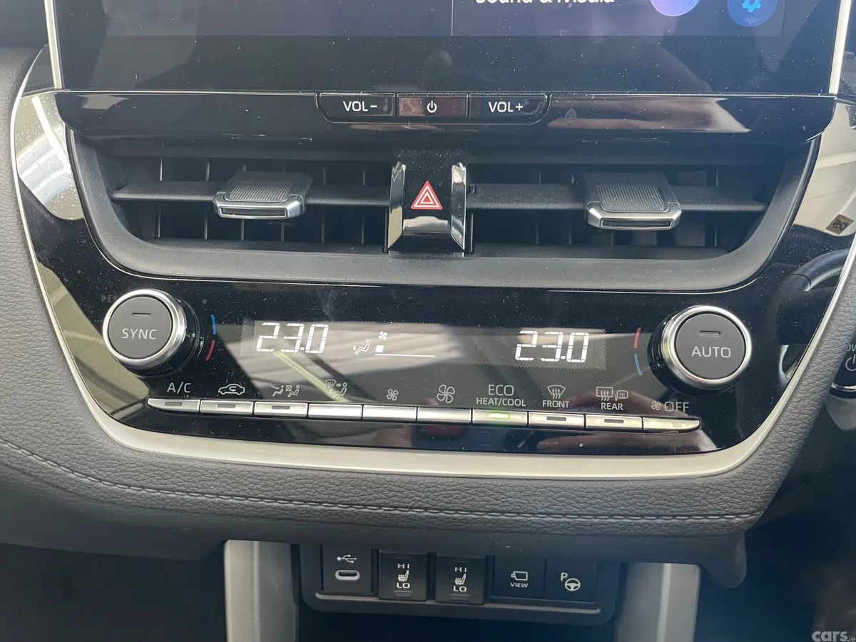 Toyota Corolla Cross Estate, Petrol Hybrid, 2025, White
