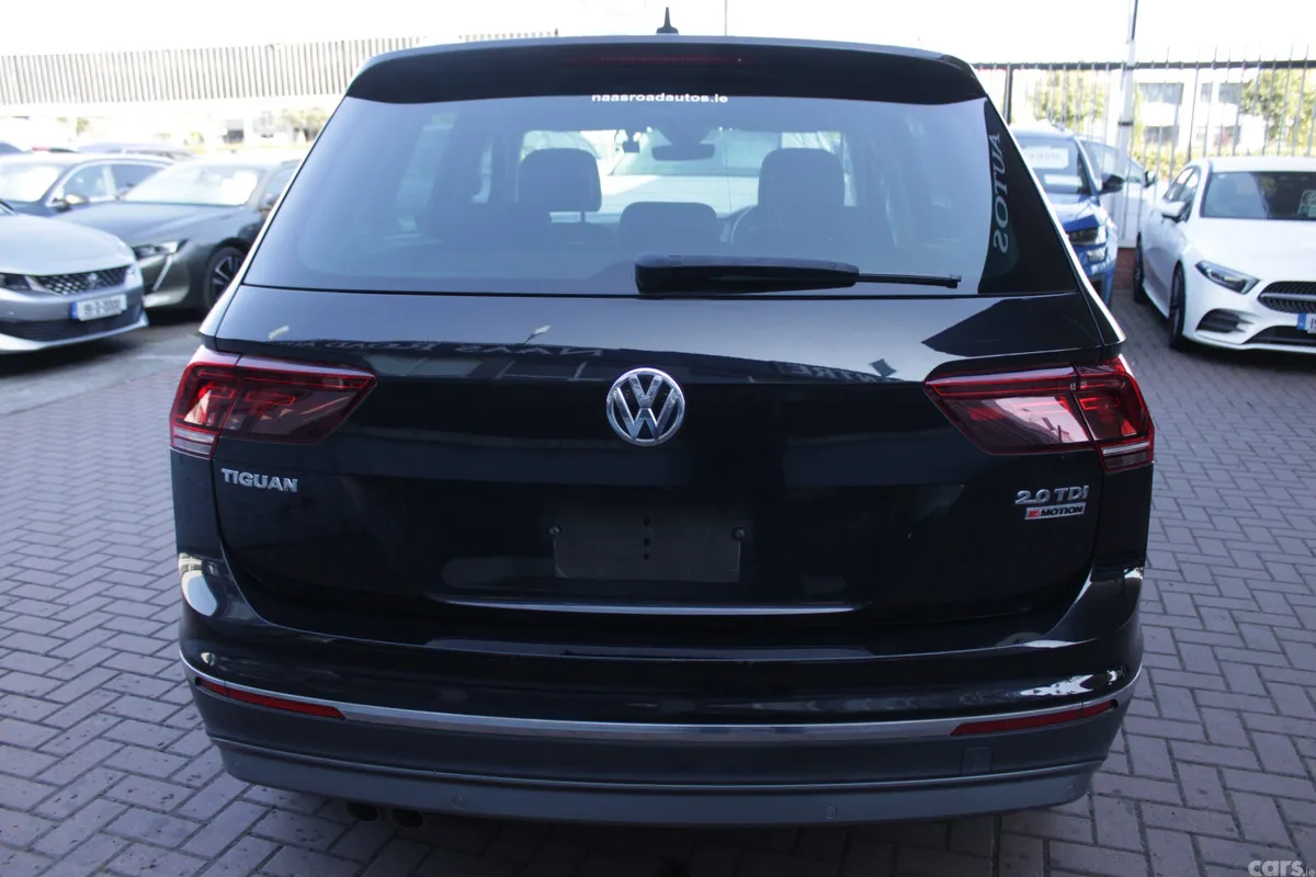 Volkswagen Tiguan MPV, Diesel, 2020, Black