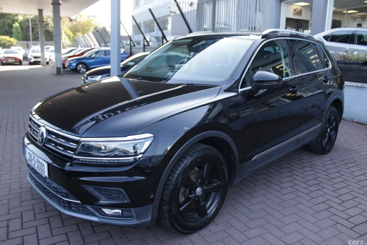 Volkswagen Tiguan MPV, Diesel, 2020, Black