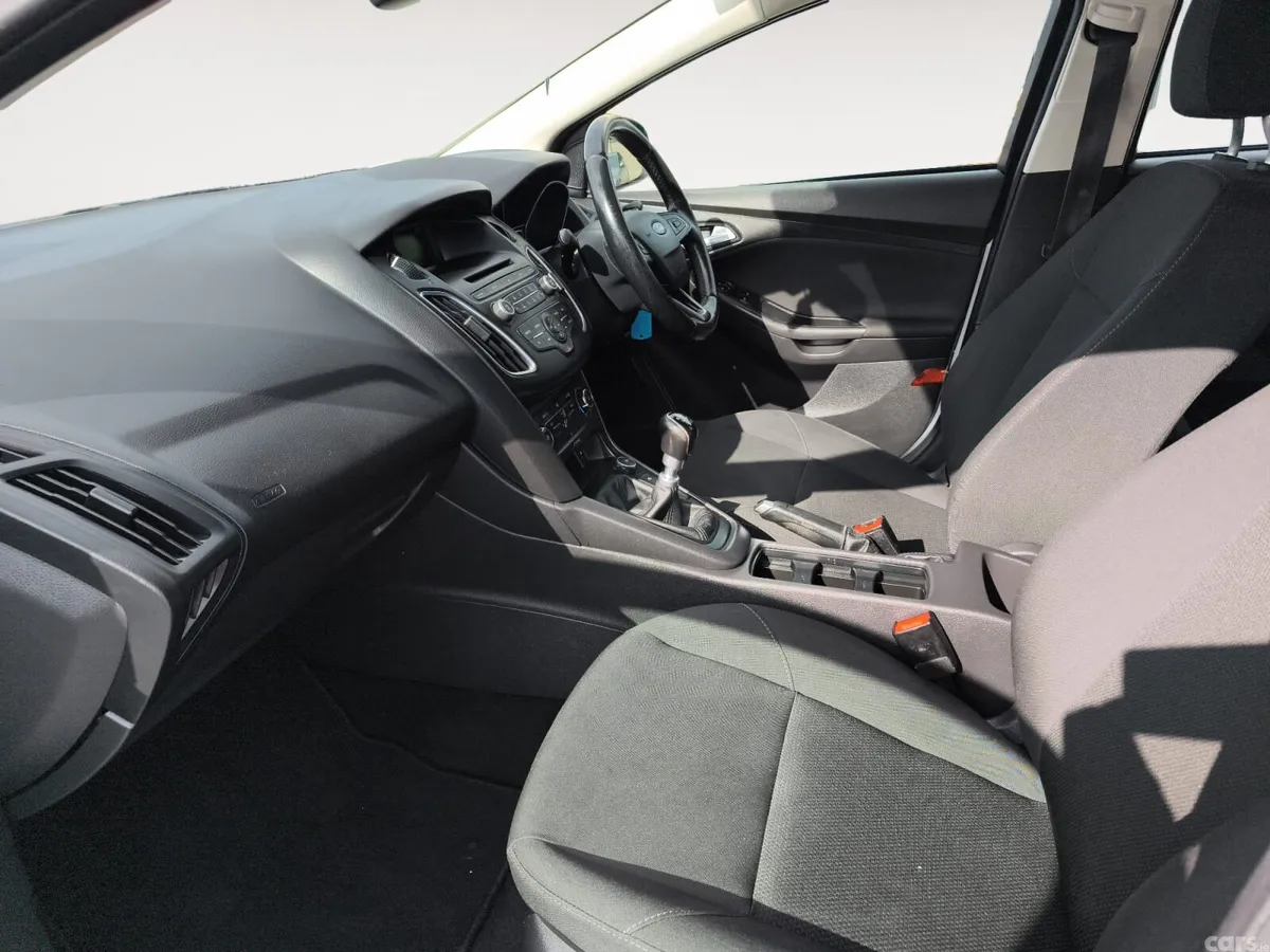Ford Focus Hatchback, Diesel, 2017, White