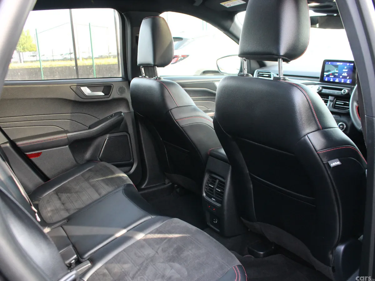 Ford Kuga SUV, Petrol Plug-in Hybrid, 2022, Black