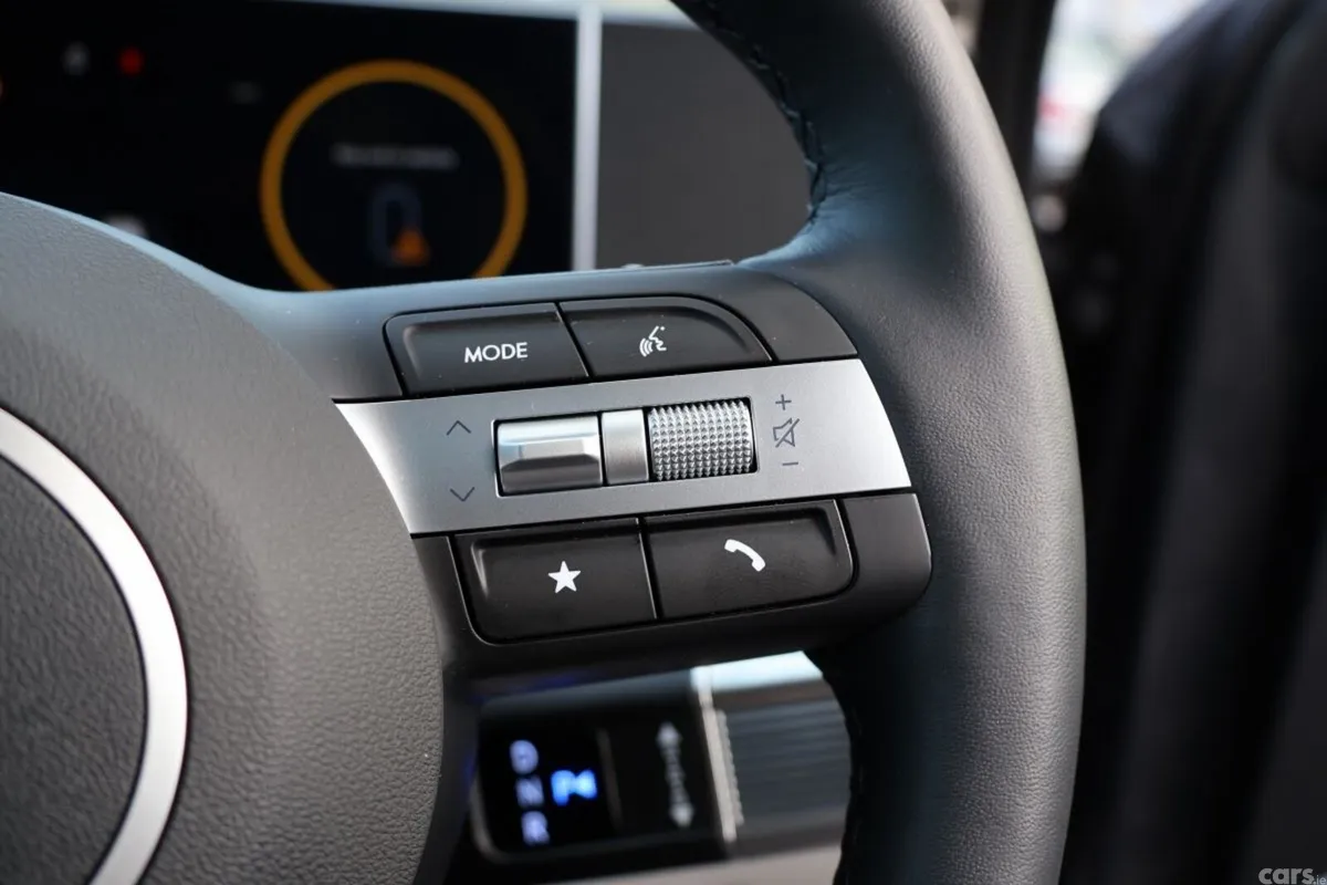 Hyundai Tucson SUV, Petrol Plug-in Hybrid, 2025, Grey