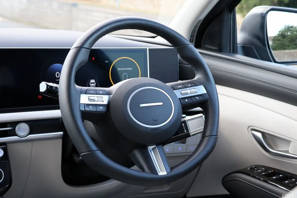 Hyundai Tucson SUV, Petrol Plug-in Hybrid, 2025, Grey