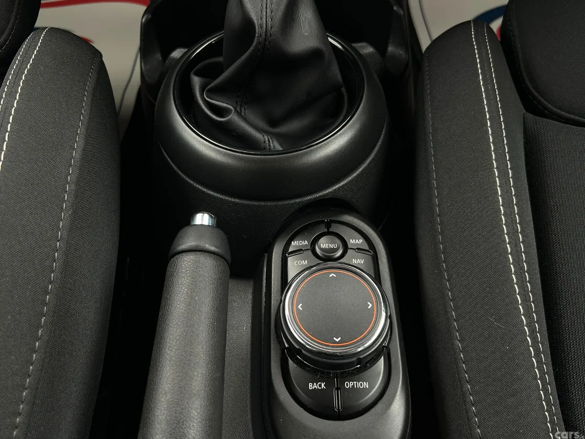 Mini Cooper Hatchback, Diesel, 2019, Black