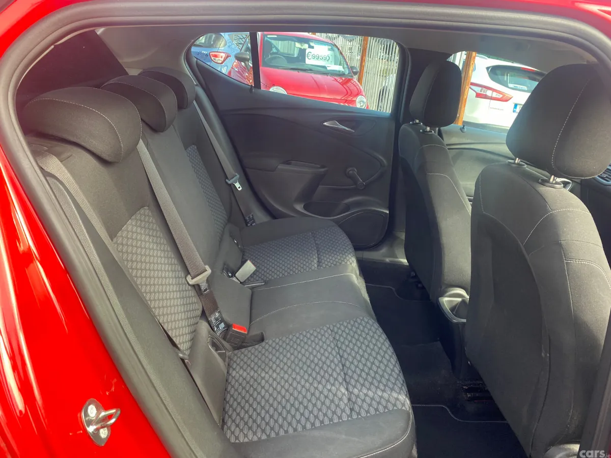 Opel Astra Hatchback, Petrol, 2018, Red