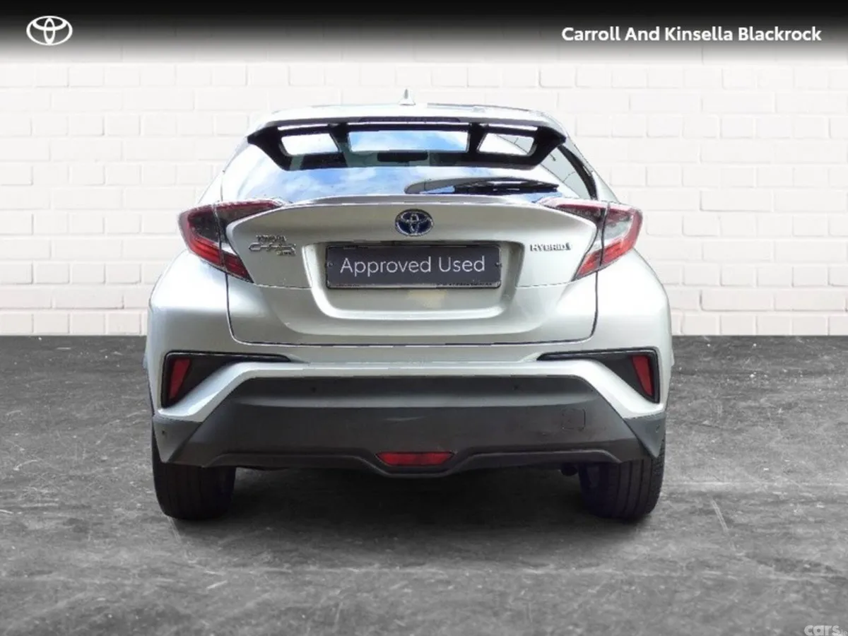 Toyota C-HR SUV, Petrol Hybrid, 2018, Silver