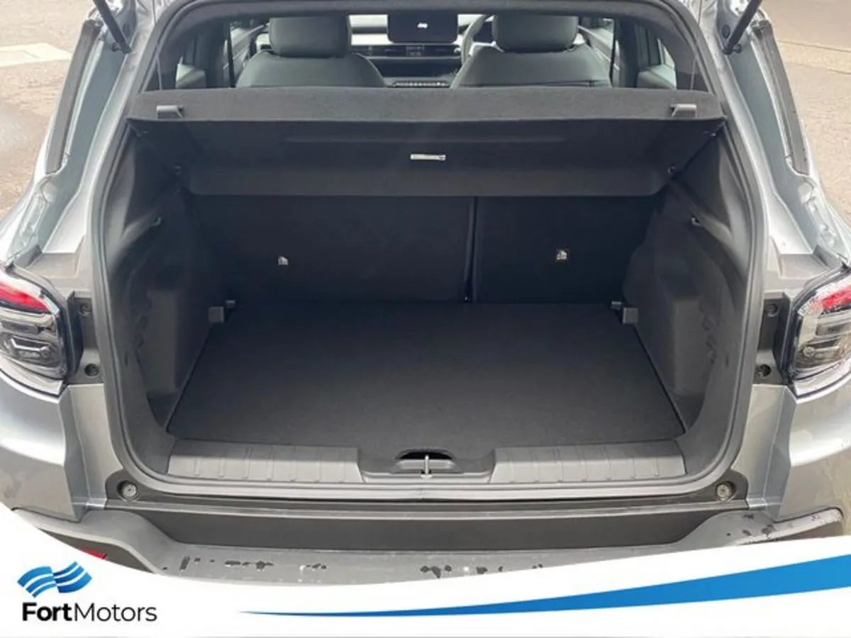 Jeep Avenger SUV, Petrol Hybrid, 2027, Grey