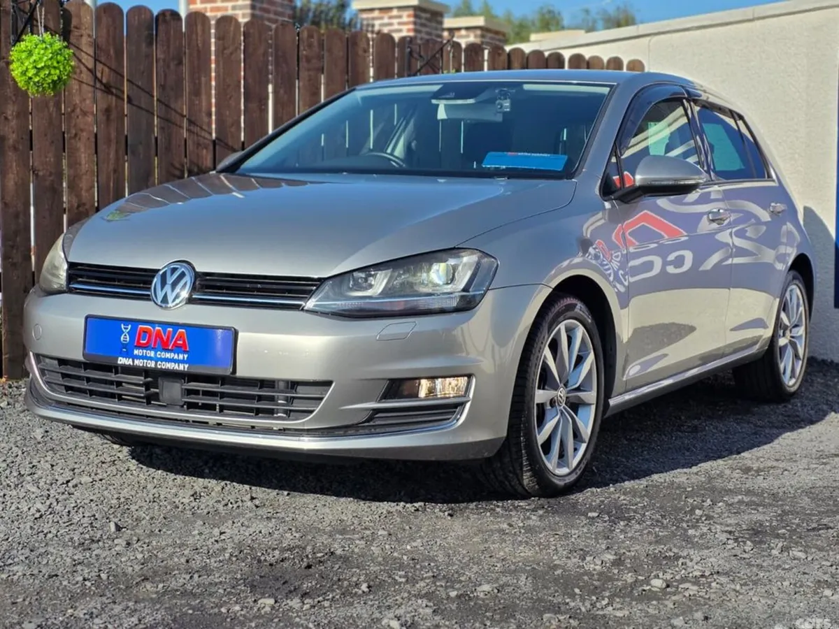 Volkswagen Golf Hatchback, Petrol, 2016, Grey