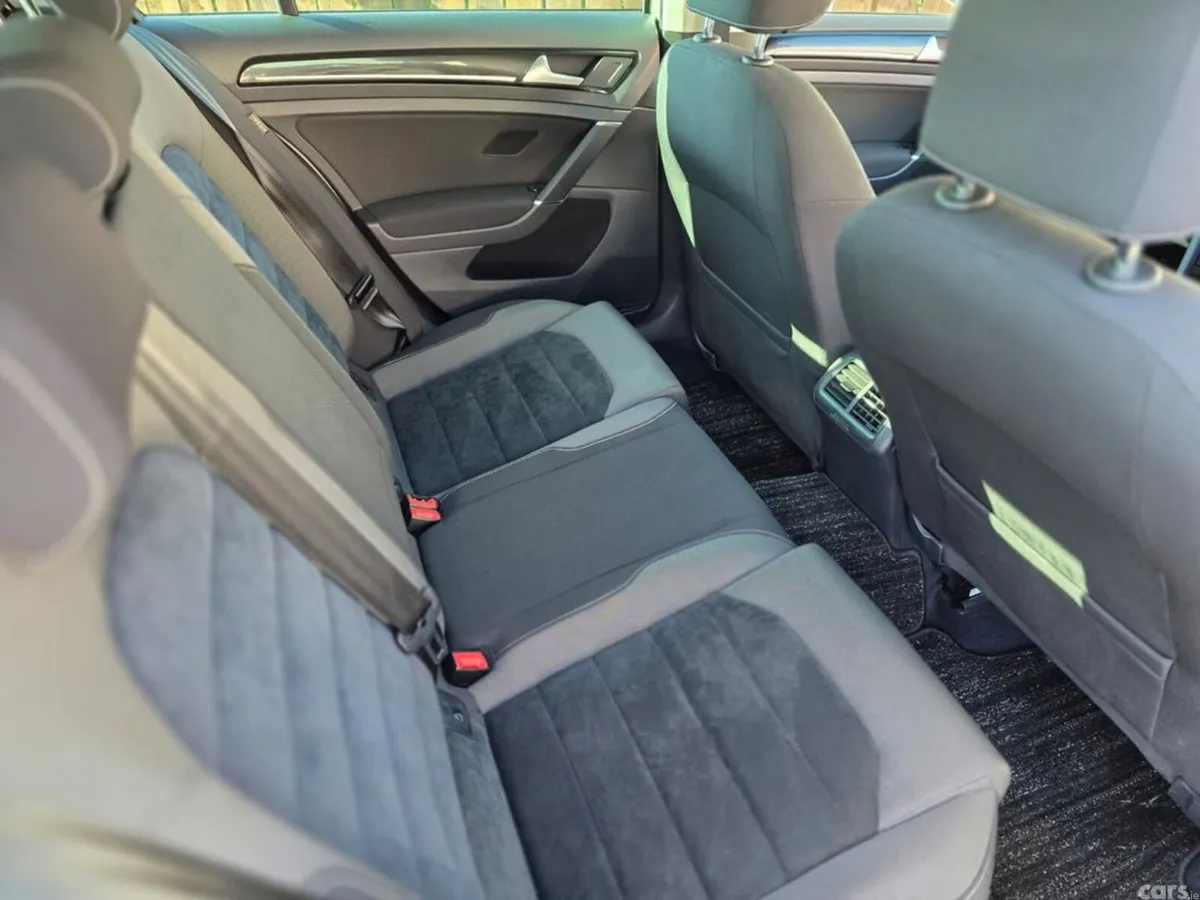 Volkswagen Golf Hatchback, Petrol, 2016, Grey