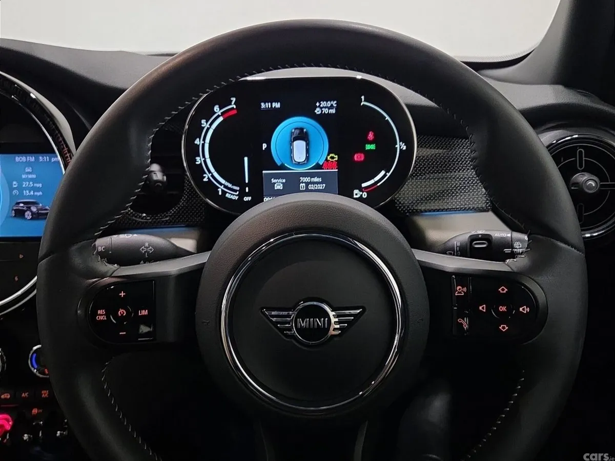 Mini Cooper Hatchback, Petrol, 2023, Blue