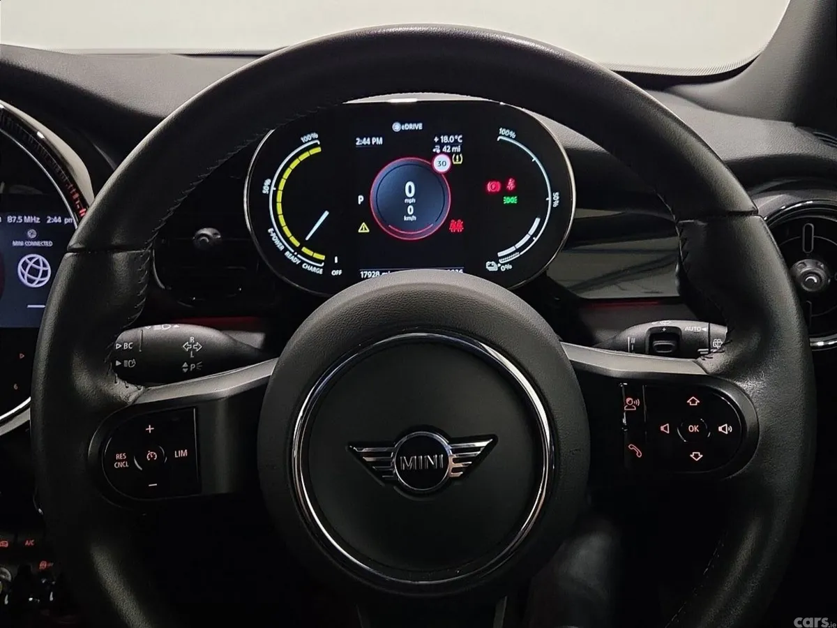 Mini Cooper Hatchback, Electric, 2023, Black