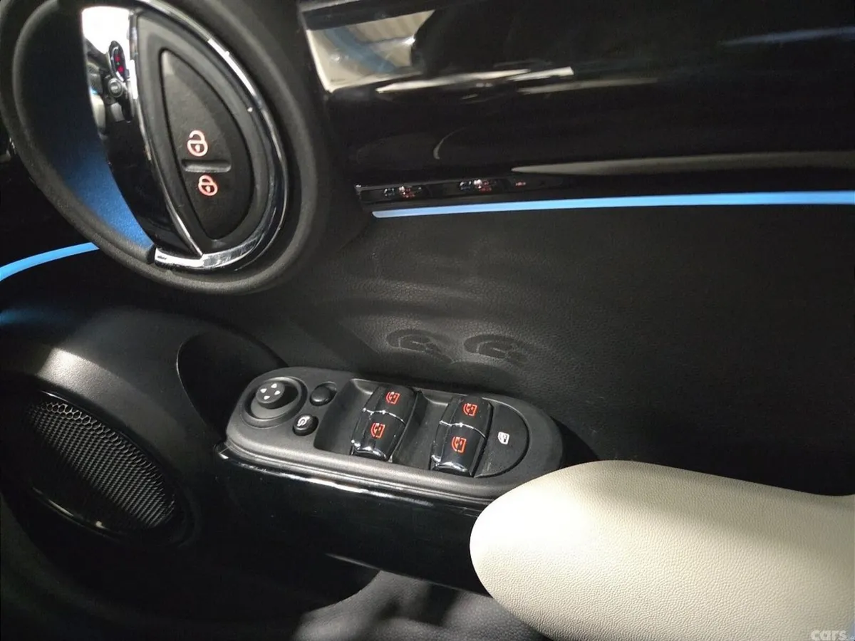 Mini Cooper Hatchback, Petrol, 2023, Blue