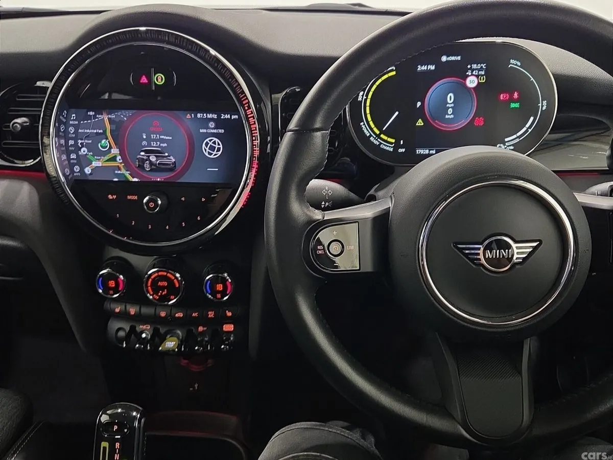 Mini Cooper Hatchback, Electric, 2023, Black