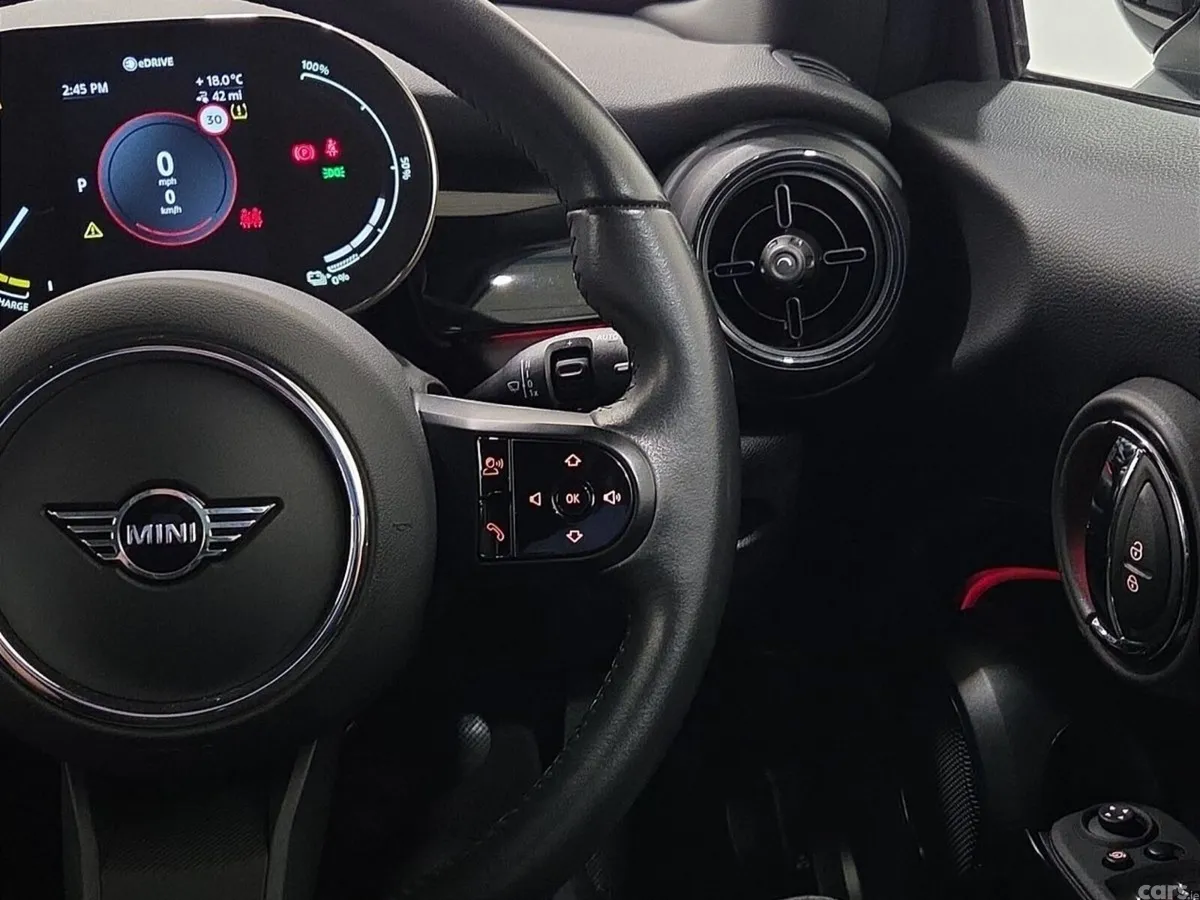 Mini Cooper Hatchback, Electric, 2023, Black