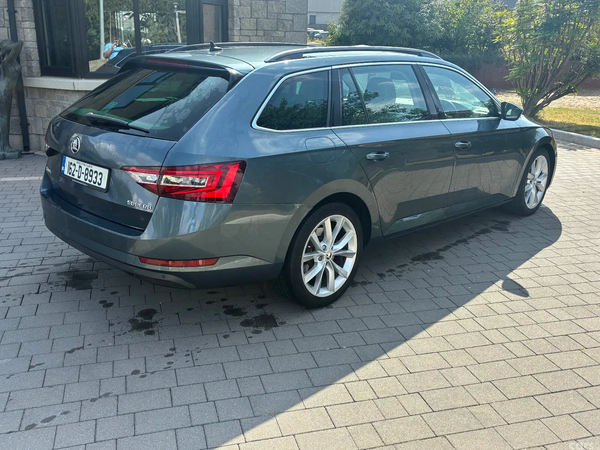 Skoda Superb Estate, Diesel, 2016, Grey