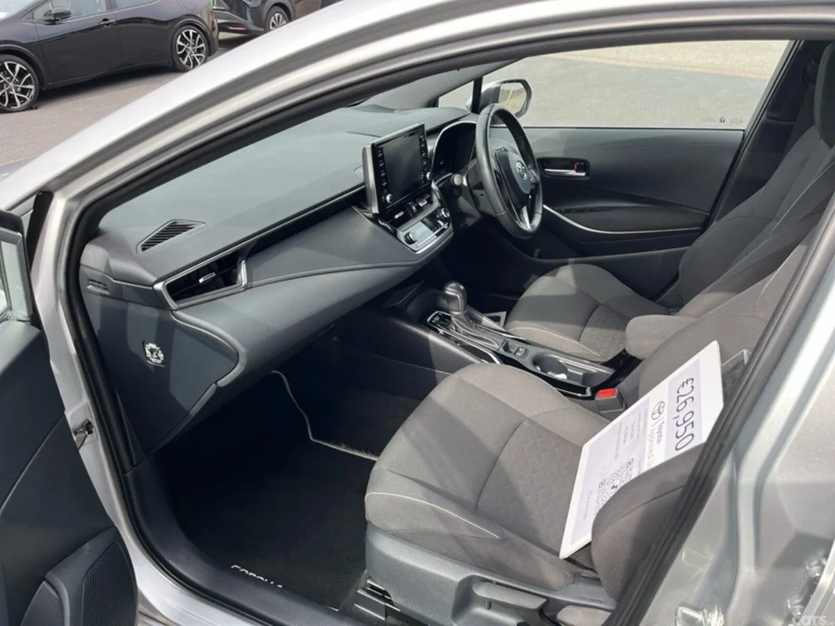 Toyota Corolla Hatchback, Petrol Hybrid, 2023, Silver