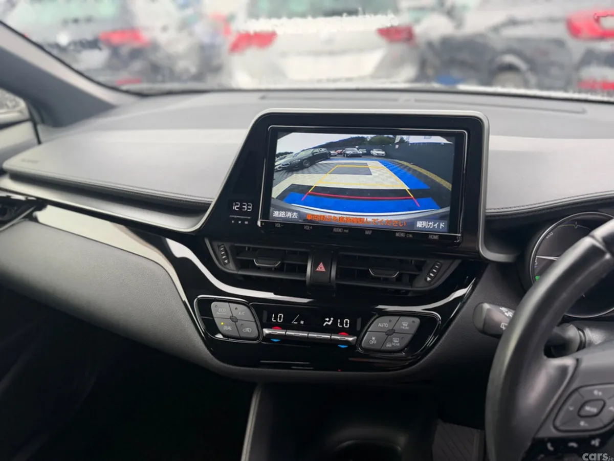 Toyota C-HR SUV, Petrol Hybrid, 2019, Silver