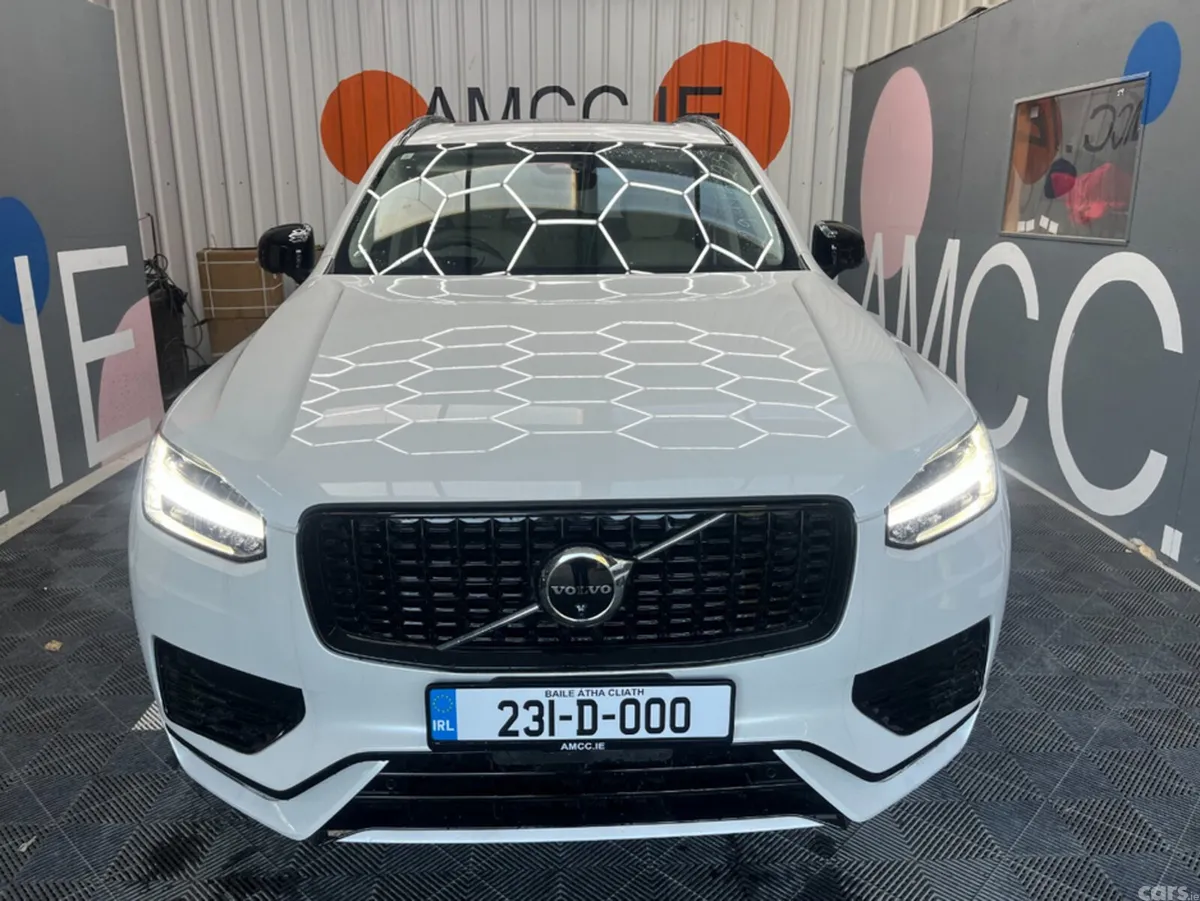 Volvo XC90 SUV, Petrol Plug-in Hybrid, 2023, White