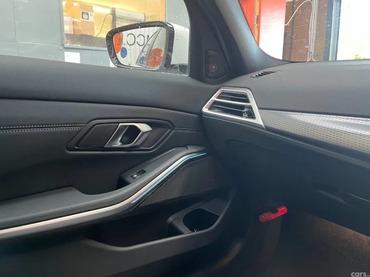 BMW 3-Series Saloon, Petrol, 2025, White
