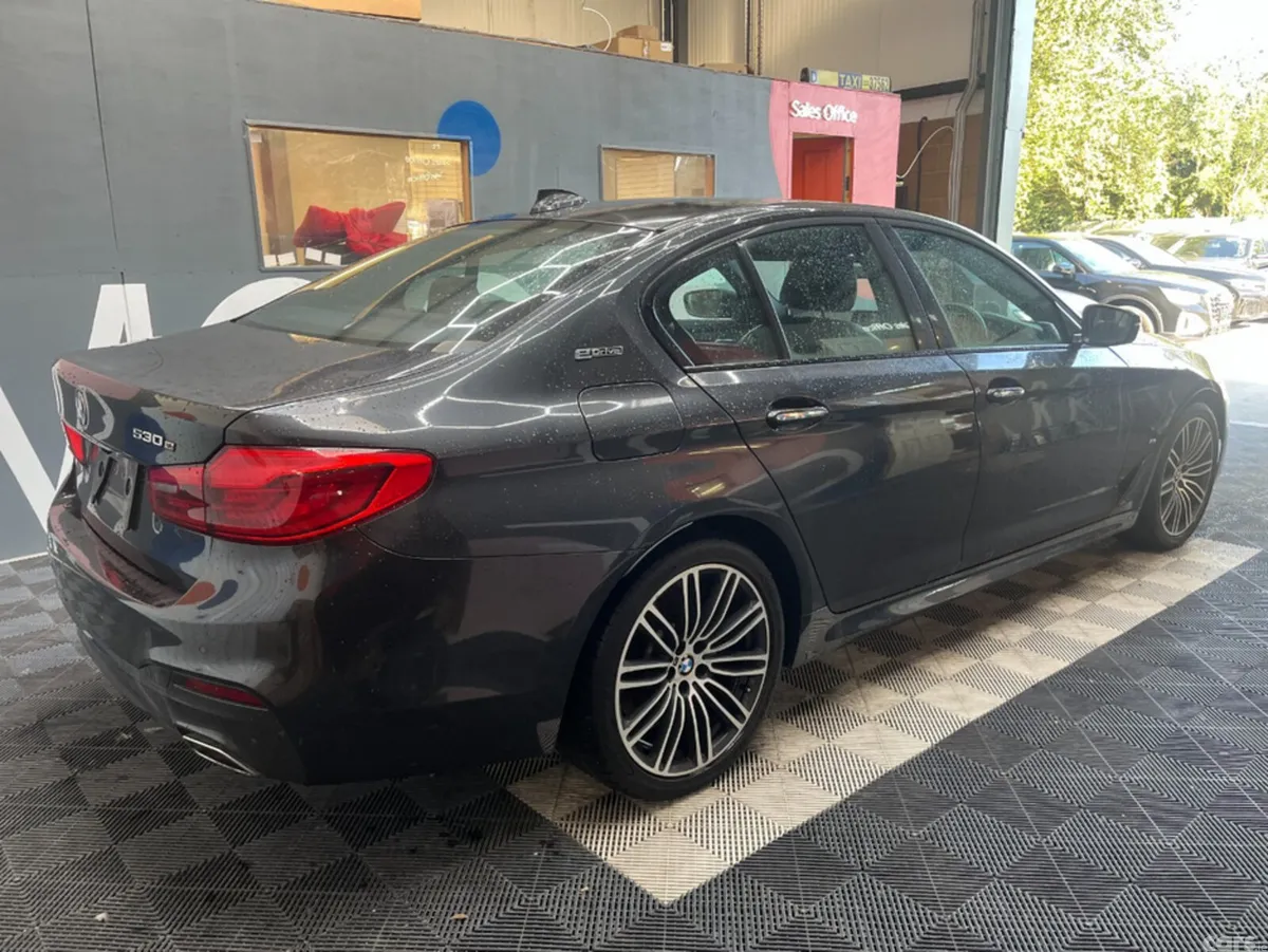 BMW 5-Series Saloon, Petrol, 2019, Black