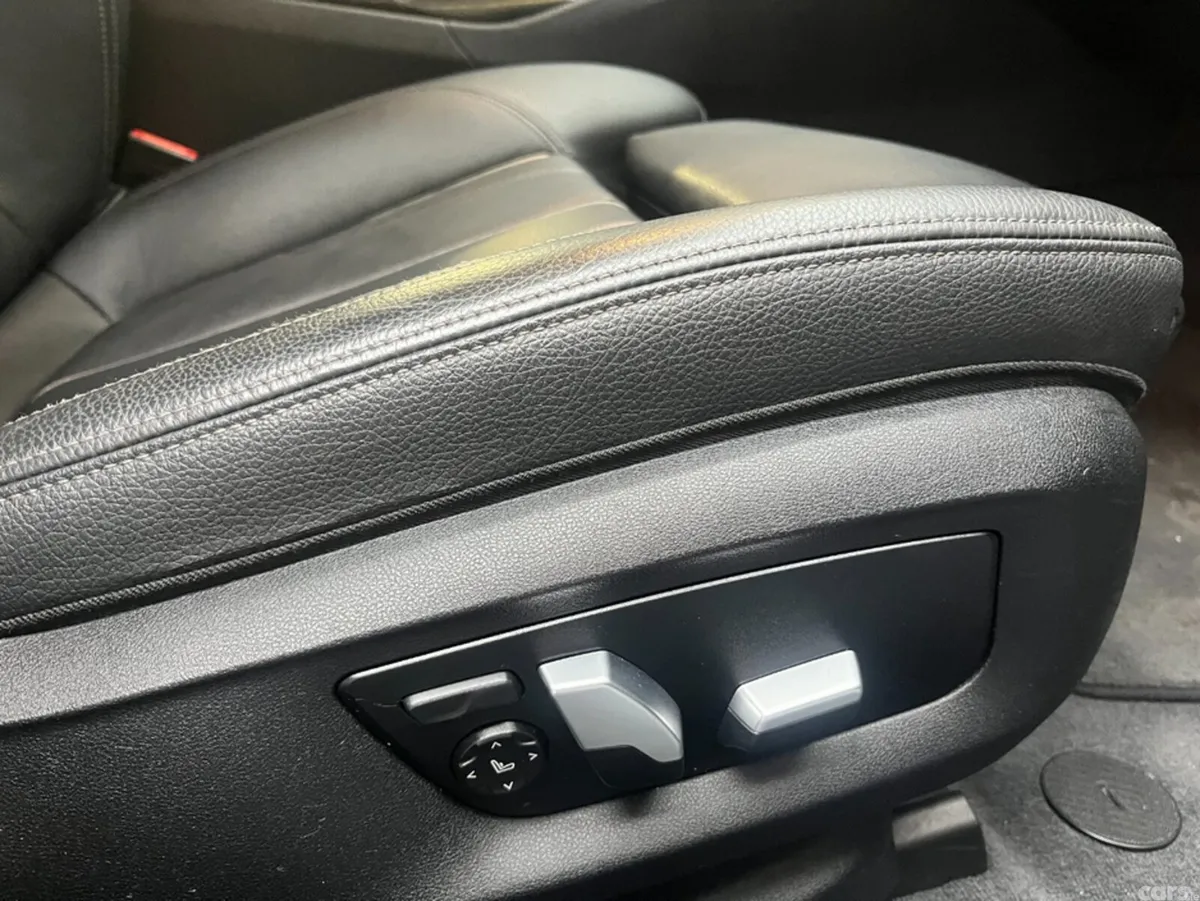 BMW 5-Series Saloon, Petrol, 2019, Black