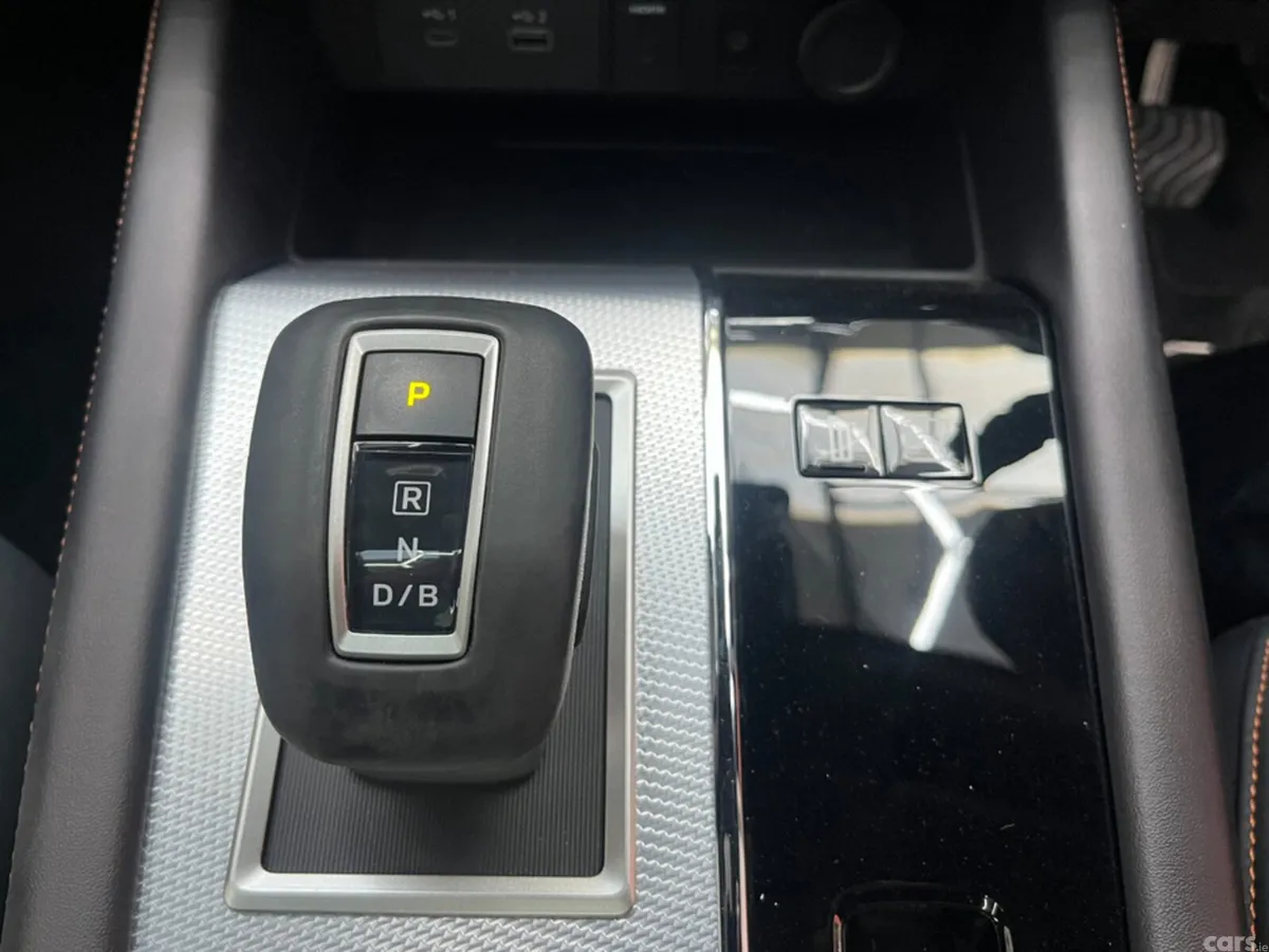 Mitsubishi Outlander SUV, Petrol Plug-in Hybrid, 2024, Black