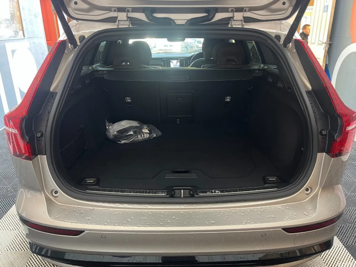 Volvo V60 Estate, Petrol Plug-in Hybrid, 2025, Beige