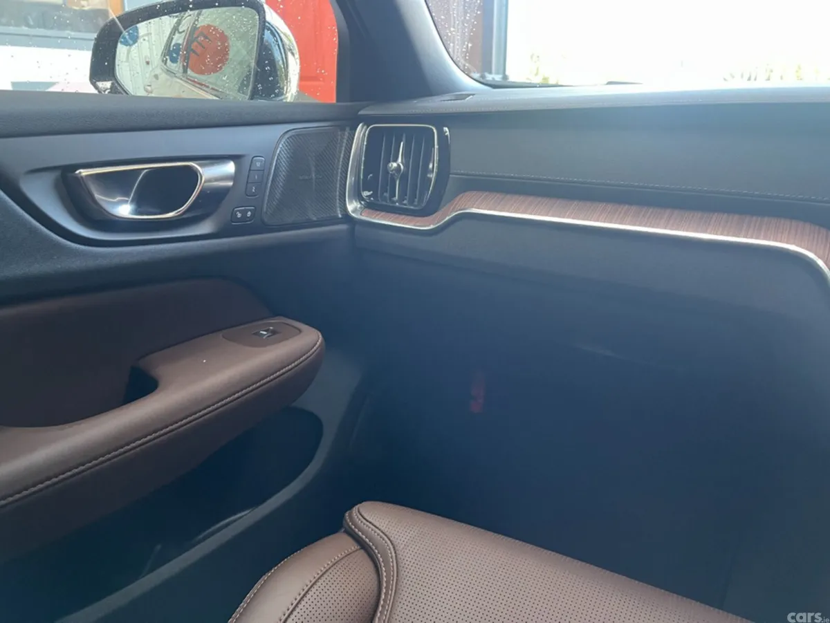 Volvo V60 Estate, Petrol Plug-in Hybrid, 2025, Beige