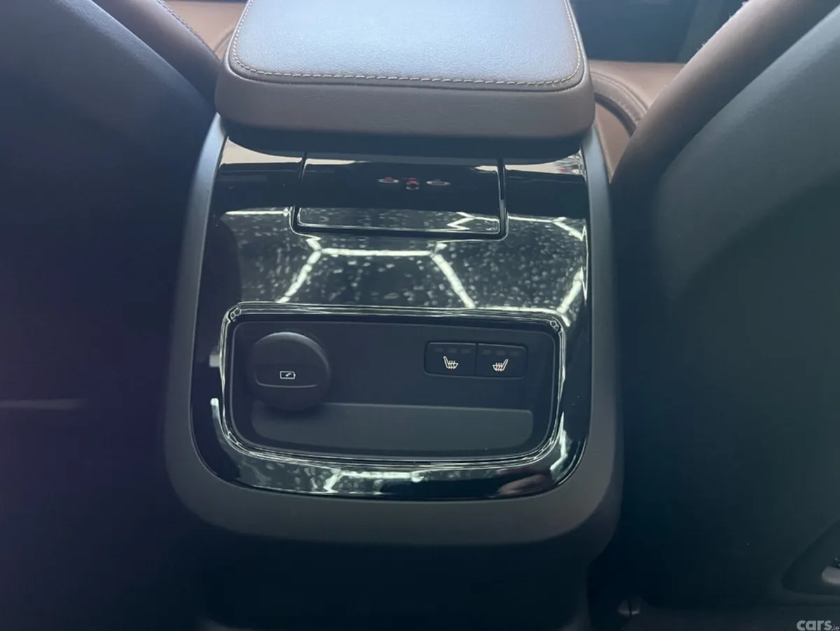 Volvo V60 Estate, Petrol Plug-in Hybrid, 2025, Beige
