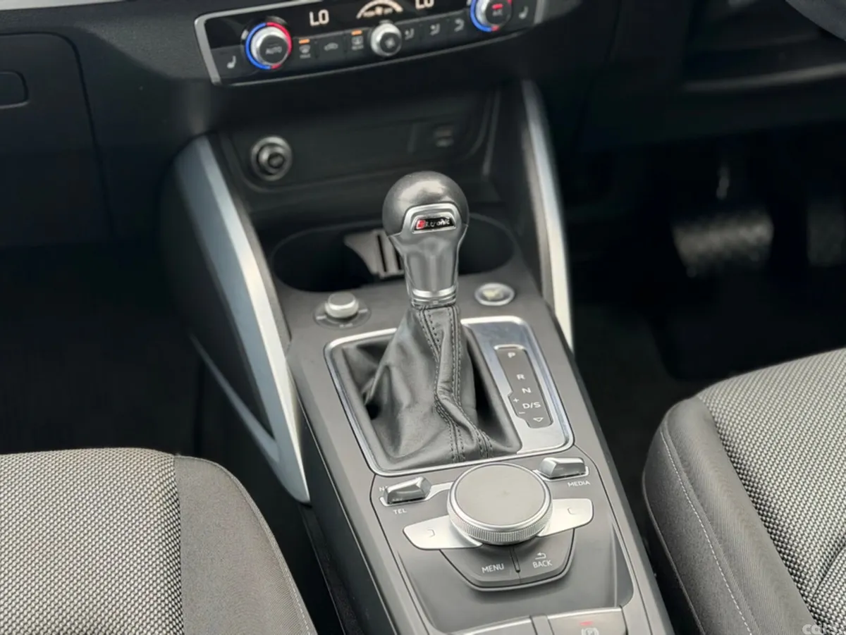 Audi Q2 SUV, Petrol, 2018, White