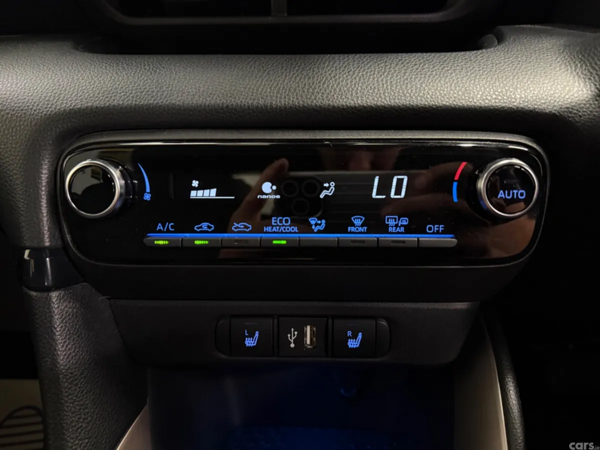 Toyota Yaris Hatchback, Petrol Hybrid, 2021, Grey
